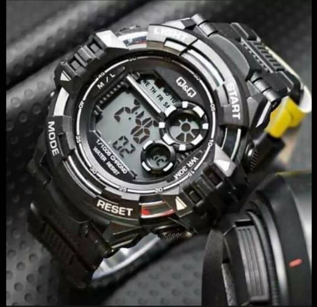 Jam Tangan Q&amp;Q Pria Sport Anti Air Harga Termurah Namun Qualitas Terjamin _Water Resisten fre batari