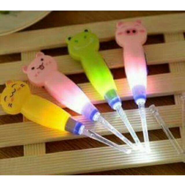 Earpick (korek kuping) KOREK KUPING LAMPUNG EARPICK KOREK KUPING TEINGA ANAK Korek Kuping LED Pembersih Telinga Senter Flashlight Earpick Alat Nyala Lampu Souvenir Murah Import Earpick LED Karakter Cartoon Lucu Cute Animal Korek Kuping Karakter LED Pember