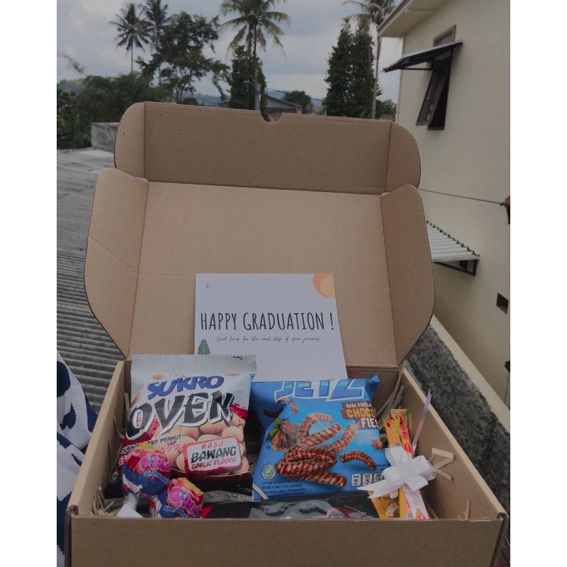 

HADIAH BOX SNACK MURAH TERMURAH MERIAH