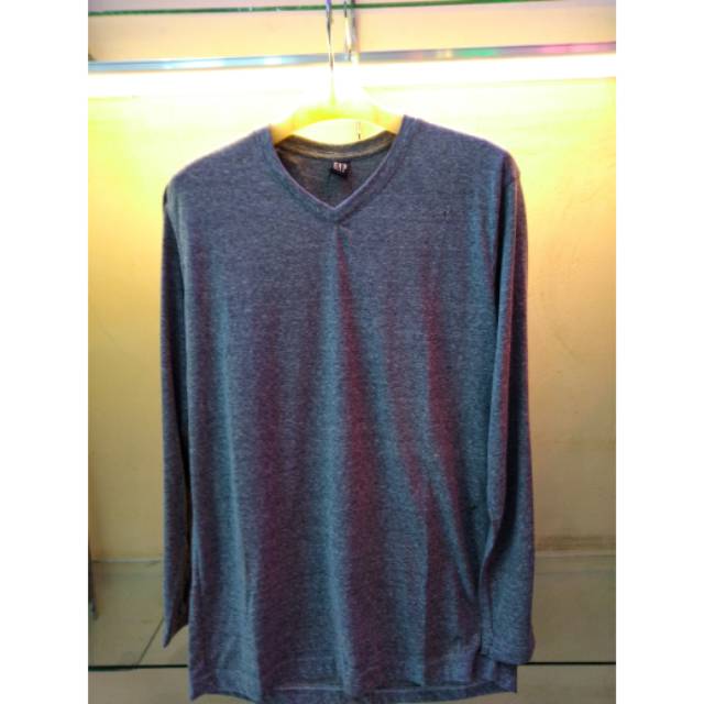 Kaos polos panjang abu-abu misty