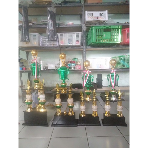 piala set sepak bola