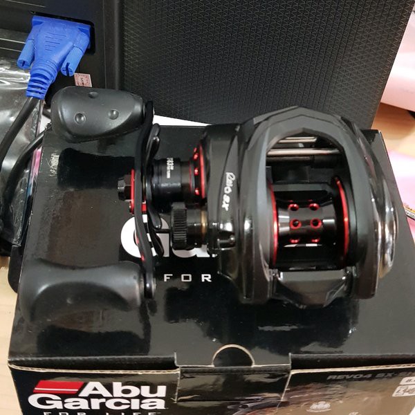 reel abu garcia revo rev04 sx shs l