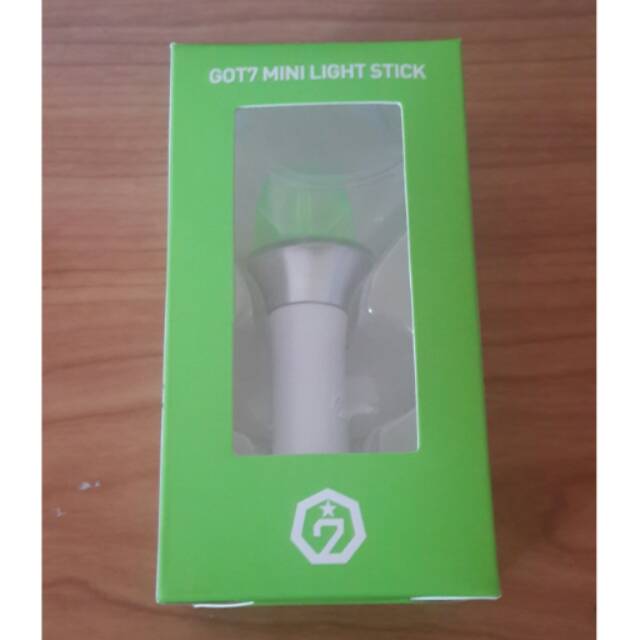 NEGO TIPIS - GOT7 Mini Lightstick Keyring Youngjae Ver.