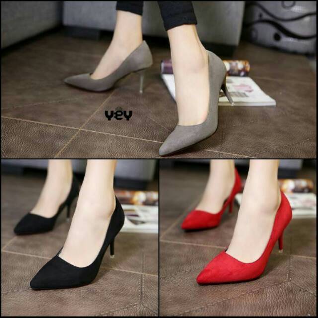 Sepatu high heels polos bahan suede 