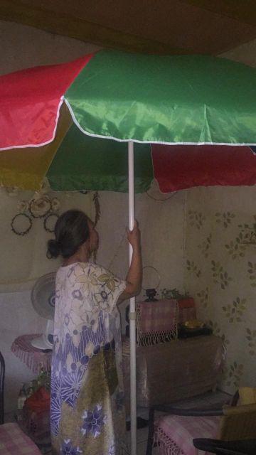 Payung Tenda / Payung Cafe / Payung Pantai Parasol Pelangi 240 Cm ( 48 )
