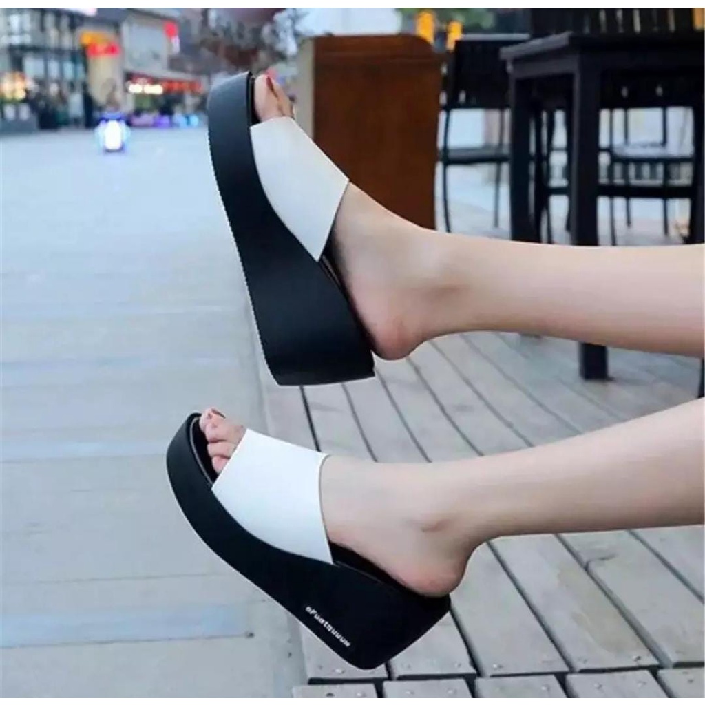Sandal Wanita Calbi Model Terbaru-Sandal Wedges Calbi Murah Terlaris Masakini Free Ongkir