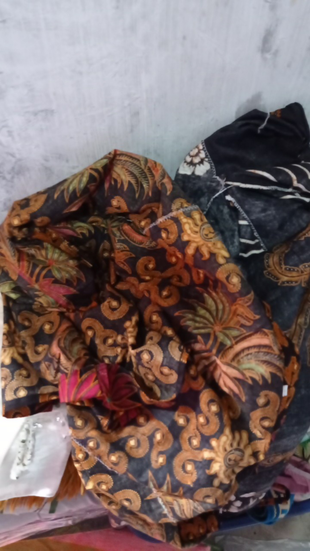 Atasan Batik Dolby Dolbi Dobby Doby Tenun Sutra Tulis Halus Katun Atbm Baron ,sarombit Atasan