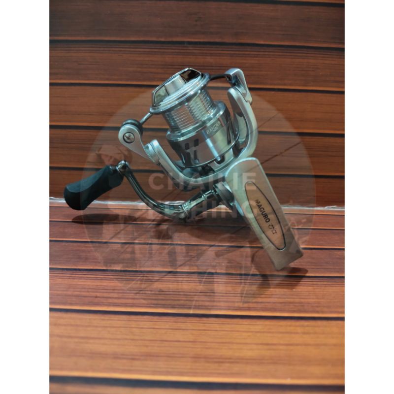 Reel Maguro Zander 1000-6000 | Power Handle | Reel Spining