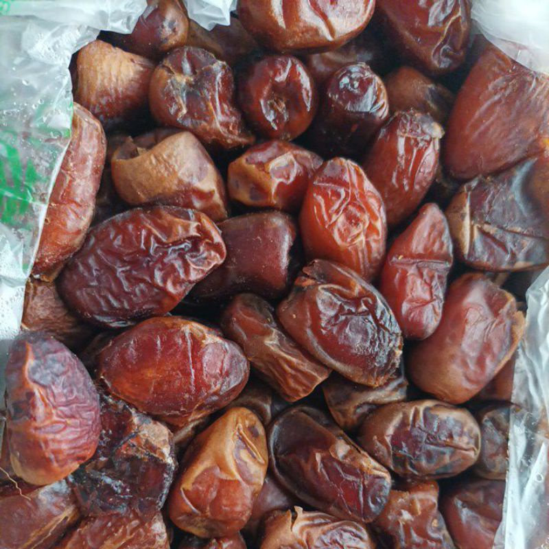 

Kurma Mesir 1 kg