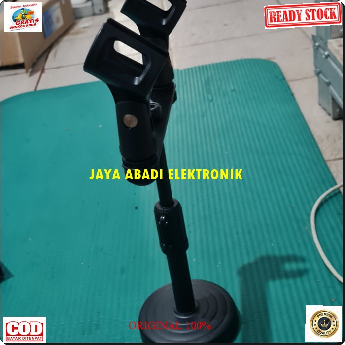 G550 ORIGINAL STAND MIC HOLDER CABANG 2in1 TIANG MIK MICROPHONE standing PENYANGGA mikrophone VOCAL VOKAL  pegangan gantungan G550  BISA SEGALA JENIS MICROPHONE BISA SEGALA JENIS  STAND MIC UNIVERSAL  ISI PAKET HOLDER 2IN1 DAN CABANG G550