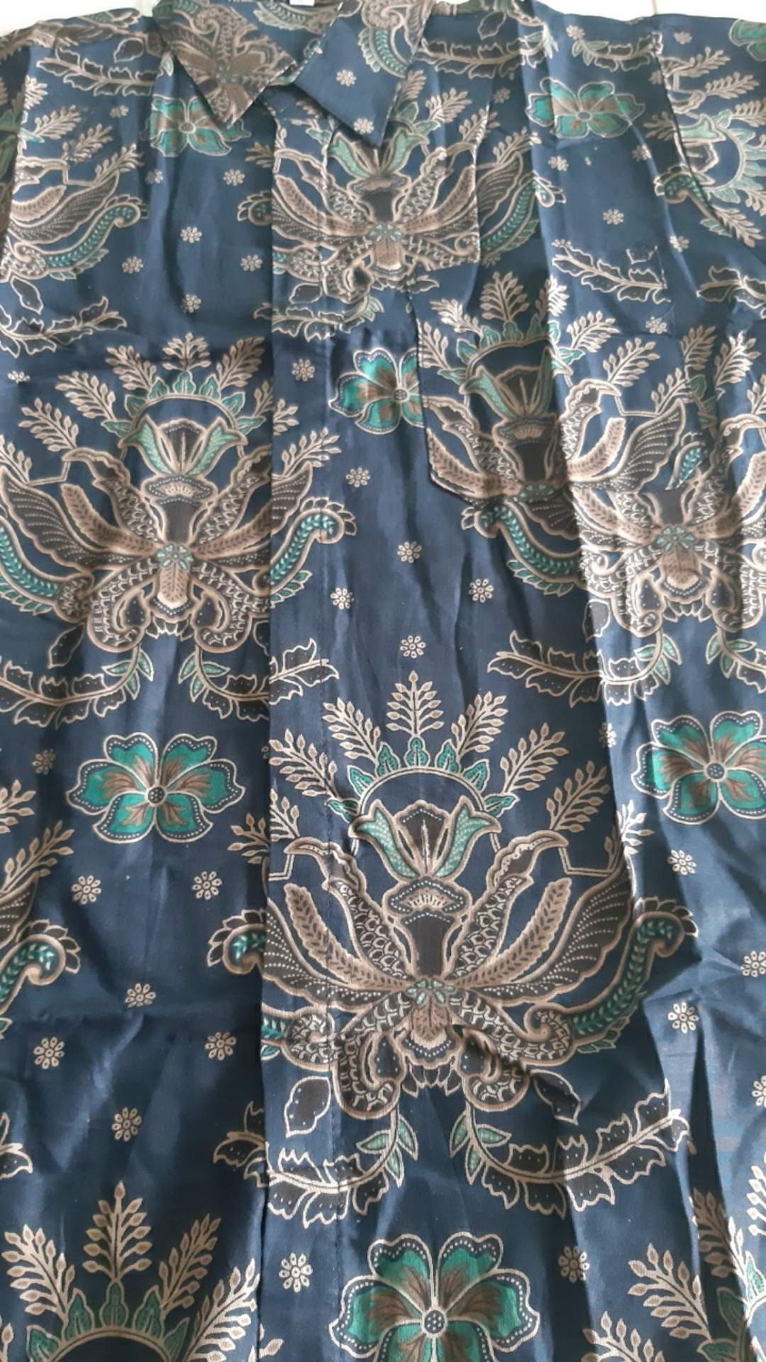 Batik Myrna - Kemeja Batik Pria Atasan Lengan Panjang Motif Kembang Goyang Dongker