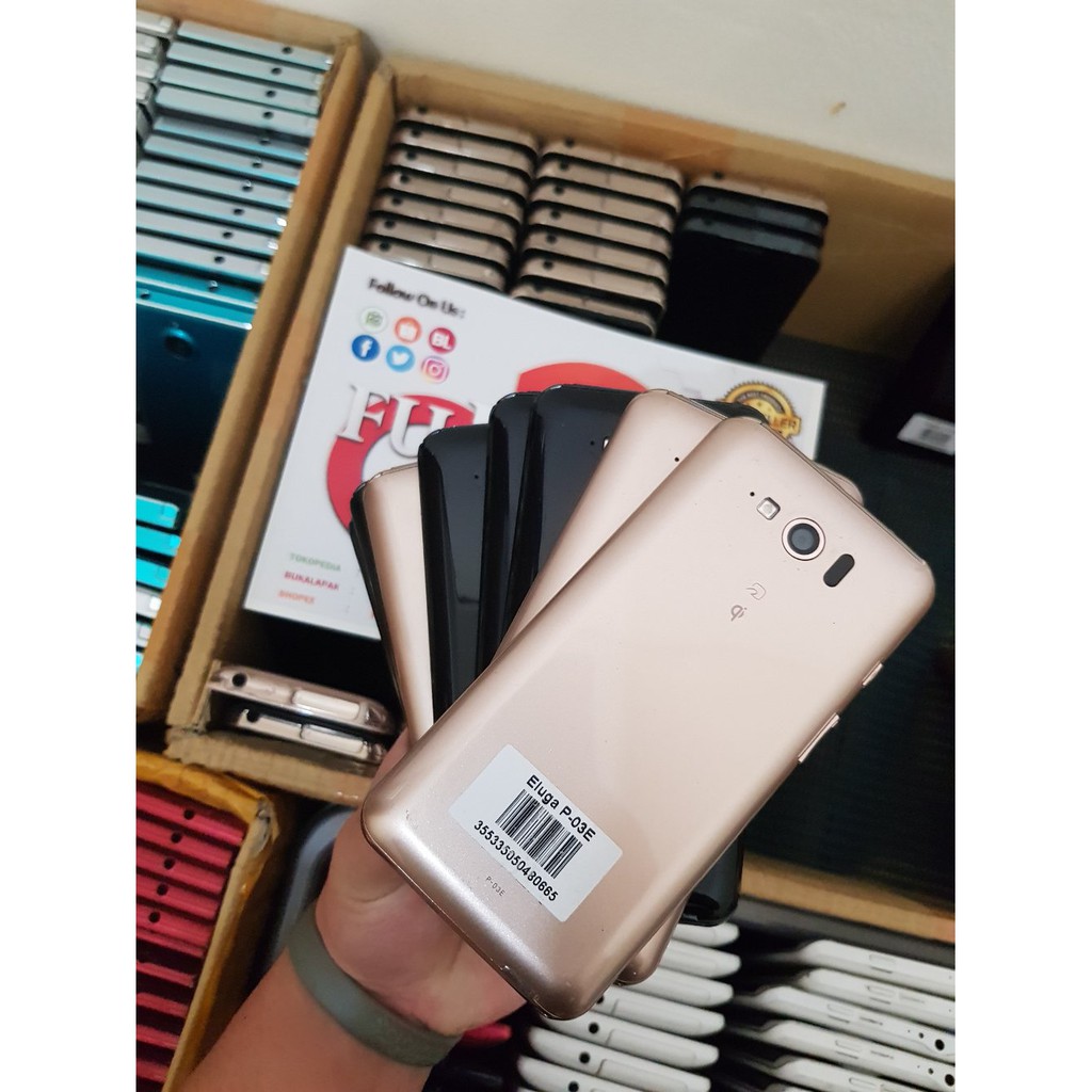 Panasonic Eluga P P03E