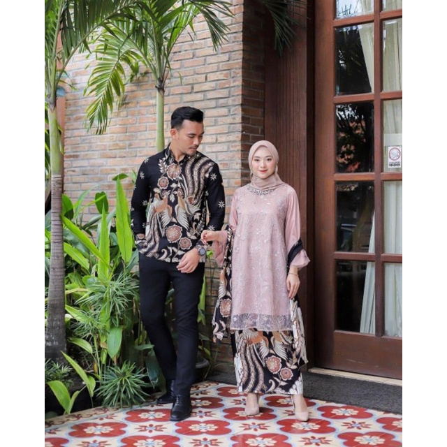 Couple batik kebaya tunik mutiara payet pink wisuda lamaran tunangan
