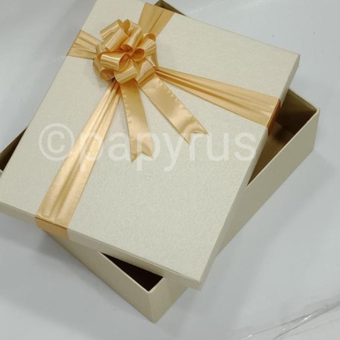 

Jangan Ragu Order ✩ PAPYRUS 25x30 tinggi 10cm Kotak Kado Gift Box Hadiah***