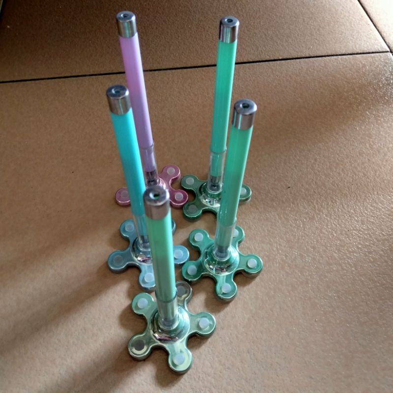 

pulpen holder gurita