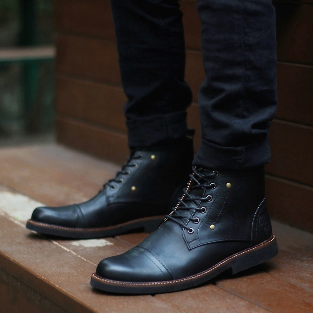 OVERTURE BLACK ORIGINAL x REYL MAN Sepatu Safety Boots Hitam Kulit Sapi Asli Pria Kerja Proyek Lapangan Outdoor Ujung Besi Steel Toe Cap Leather Footwear Motor Touring Boot Casual Bikers Riding High Shoes Big Size Ukuran Jumbo 44 45 Keren Terbaru Kekinian