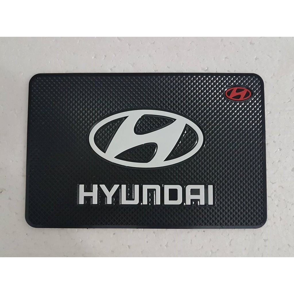 Dashmat Anti Slip Sticky Pad HP Dashboard Mobil HYUNDAI Tucson Santa Fe H1 I10 I20 Getz Accent Atoz