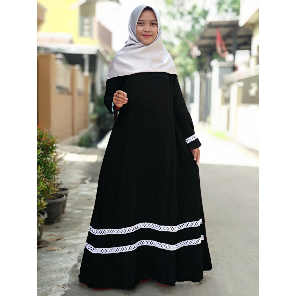 Gamis polos  wolfis renda bawah