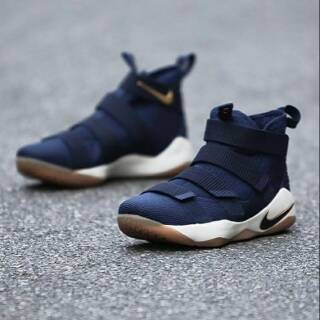 lebron soldier 11 size 12
