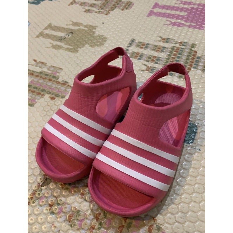 adidas adilette play