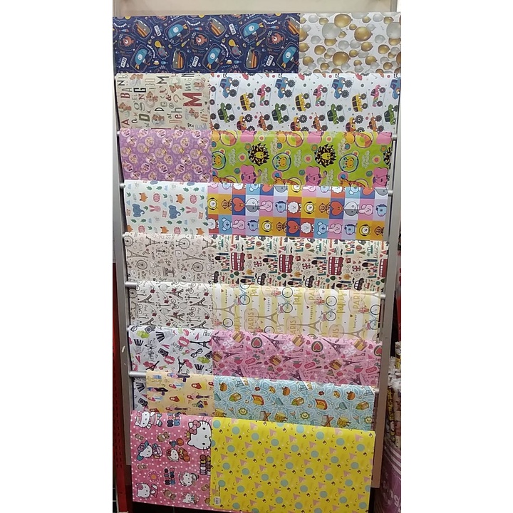 

Kertas Kado Tebal