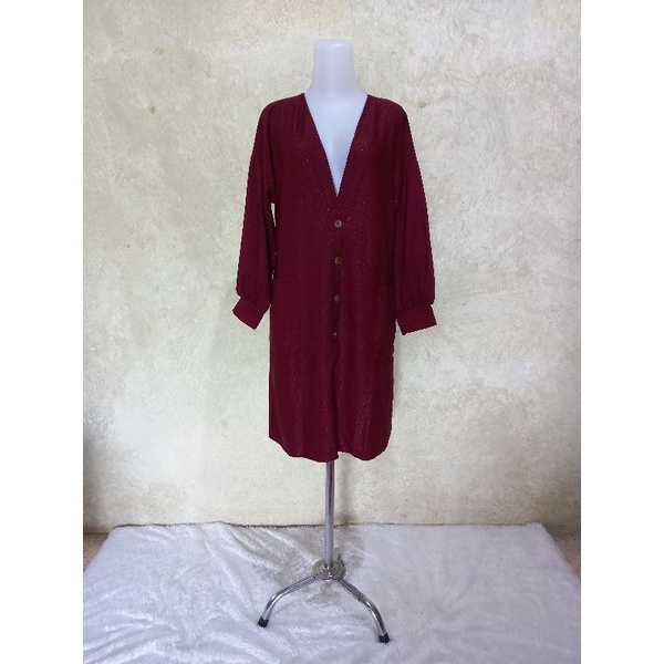 Cardigan outer by Aquila maroon gliter