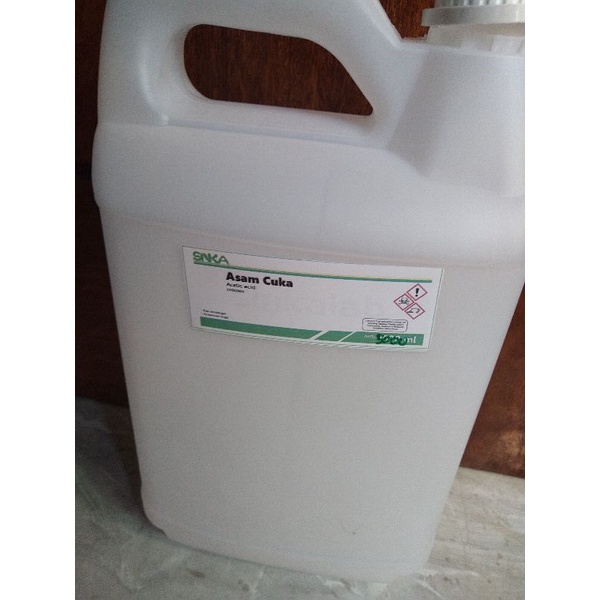 

asam cuka pekat asli kemasan 5 liter free packing kayu via jne