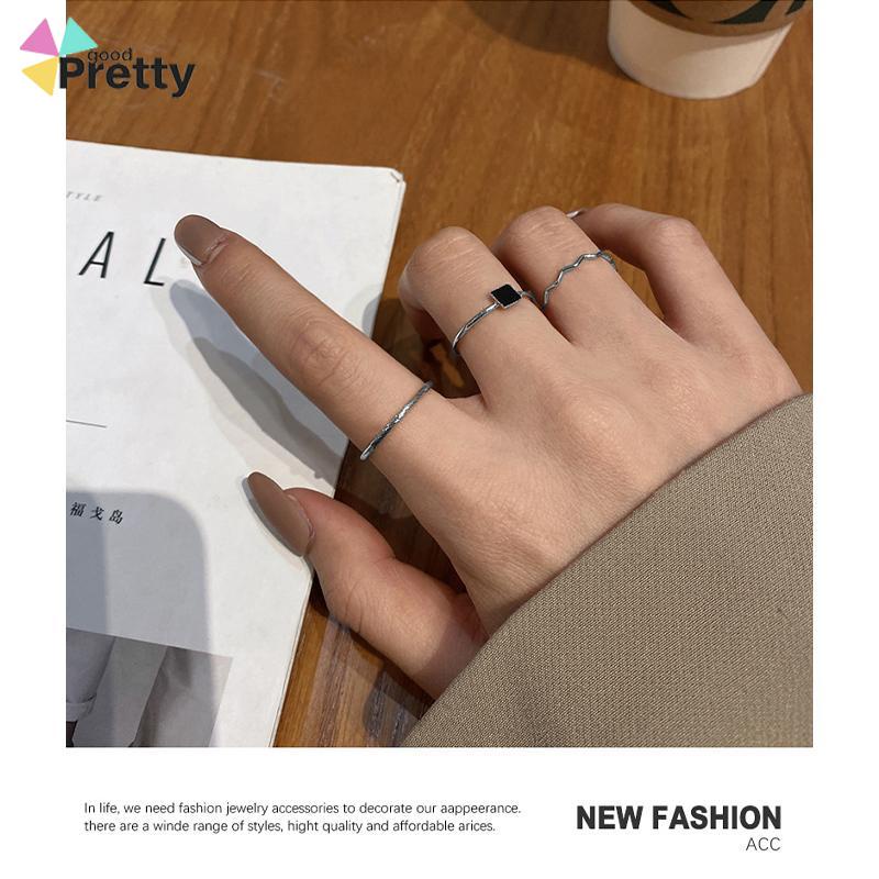 Cincin Zirkon Hitam Cincin Tiga Bagian Wanita High-end Sederhana Desain Niche Persegi Kecil - PD