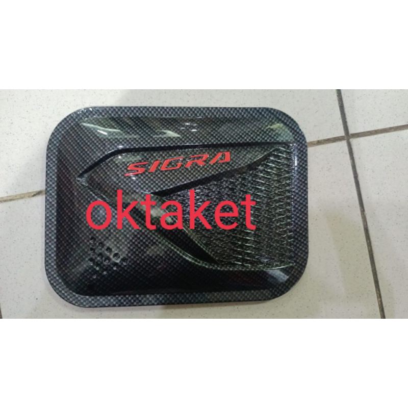 Tank cover- tutup tangki mobil Sigra carbon