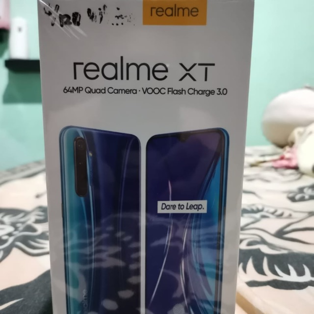 Realme XT 8/128 bekas rasa baru
