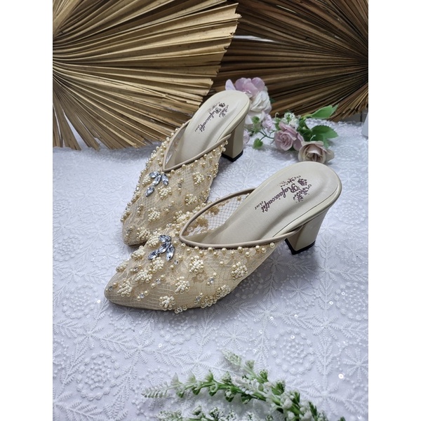 sepatu Marisa cream wedding shoes tinggi 7cm tahu