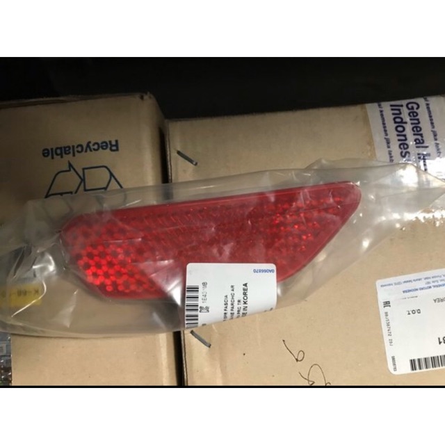 REFLECTOR BELAKANG CAPTIVA / LAMPU MATA KUCING BELAKANG CAPTIVA