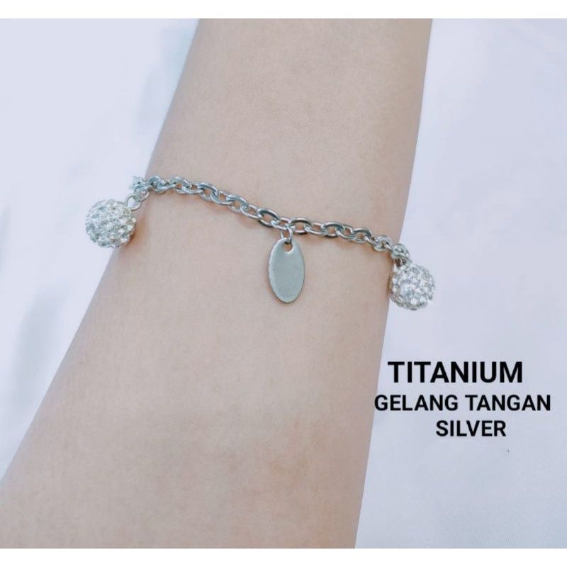 MOTIF CANTIK GELANG TANGAN TITANIUM WARNA SILVER  DIAMOND