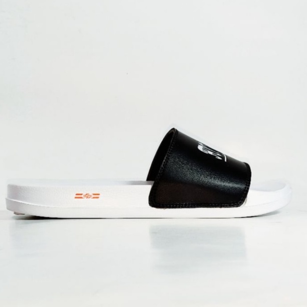 Footwear21.id - White Black Gorka