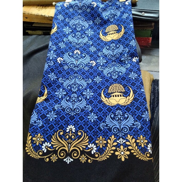 Batik KORPRI/Harga Tertera Per setengah meter