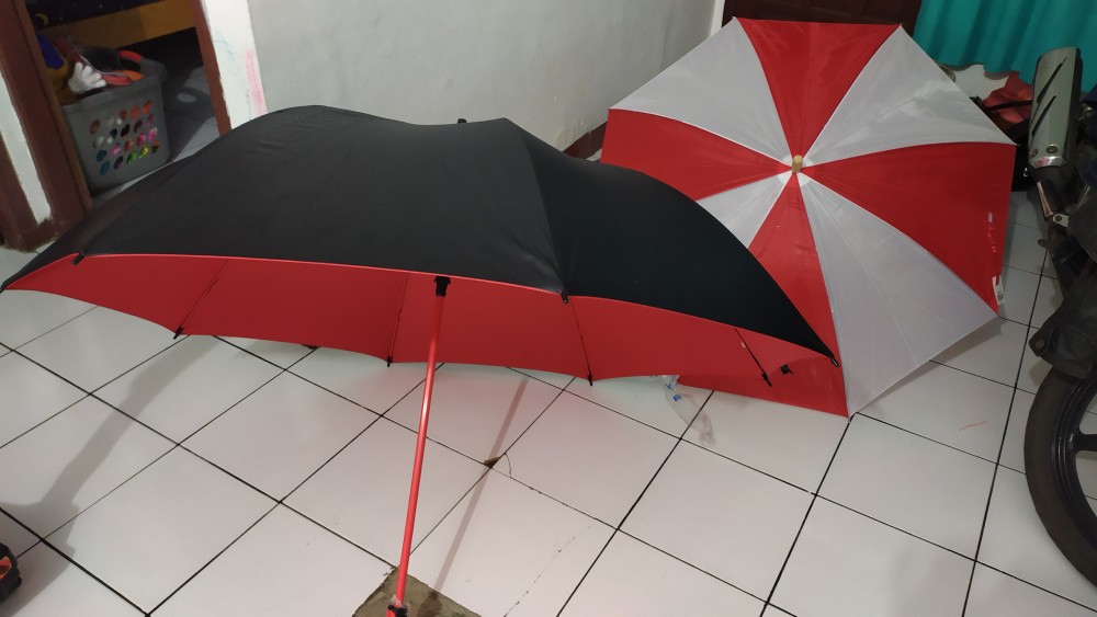Payuung Panjang Merah Putih