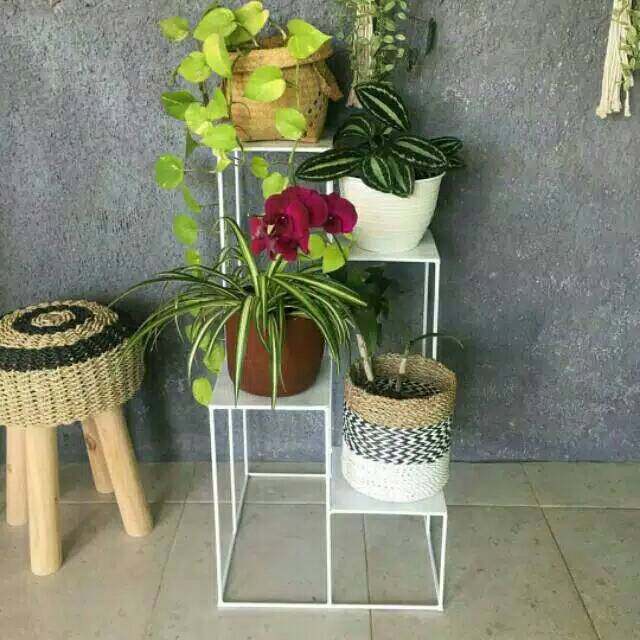 Rak Pot Besi Rak Bunga Besi Rak Tanaman 4 susun