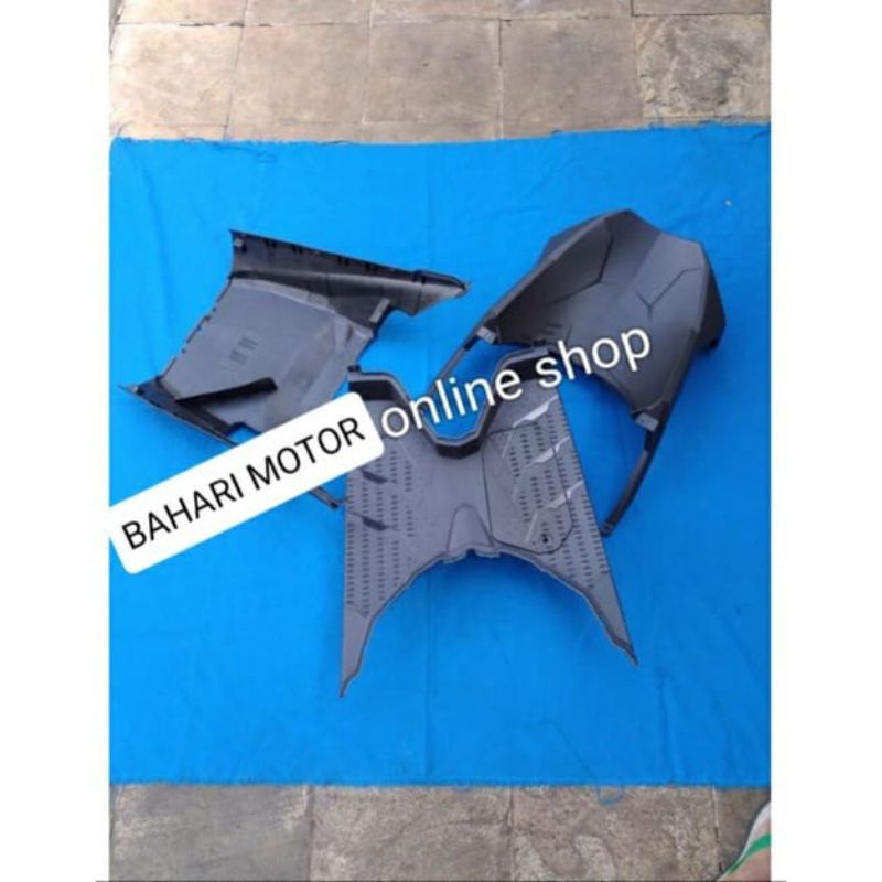 paket body kasar dek bawah paru body kasar dan pinjakan kaki Vario 125 150 fi esp led 2015-2018
