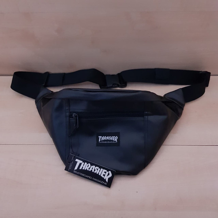 TAS SELEMPANG WAIST BAG THRASHER FLAME BLACK