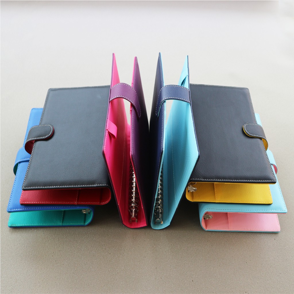 

Binder A5 20 Ring Kombinasi Two Tone
