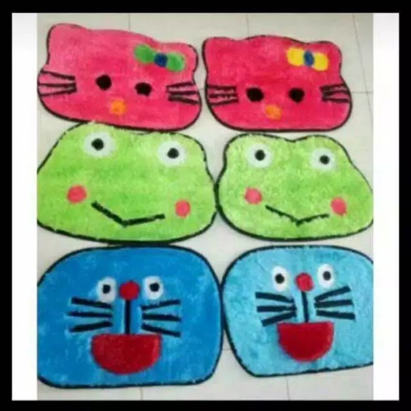 Keset karakter /lap kaki .berbulu