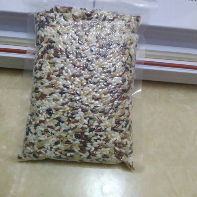 

Termurah beras mixx.. 500 grm/beras organik