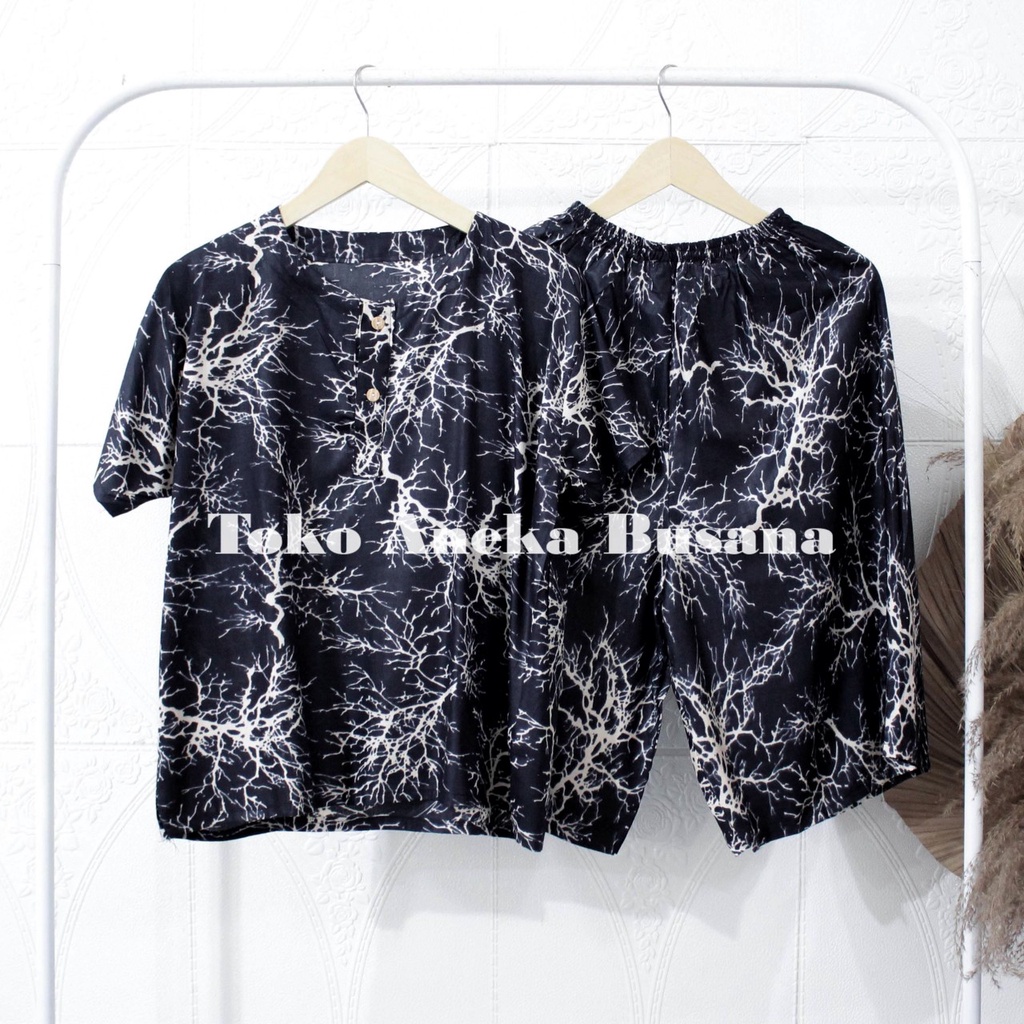 Setelan Baju Tidur Piyama Pendek Motif Daun Warna Bahan Rayon-1