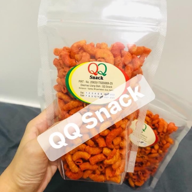 

Makroni pedas premium QQ Snack