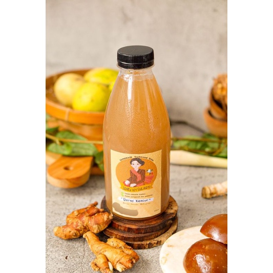 

Jamu Dari Aromakarsa Nusantara size 350 ML KunyitAsam/Temulawak/wedangjahe/Beraskencur/kunyitasamsirih/lemonserehmadu