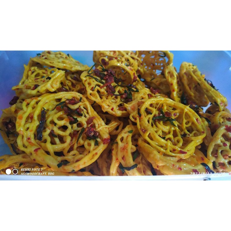 

KRUPUK MI KUNING BANTAT,SEBLAK KERING PEDAS DAUN JERUK,SEBRING,KRUPUK,MAKANAN PEDAS,MAKANAN KEKINIAN,JAJANAN JADUL,SEBRING,SEBLAK KERING,SEBLAK CIKRUH,MAKANAN HAS BANDUNG