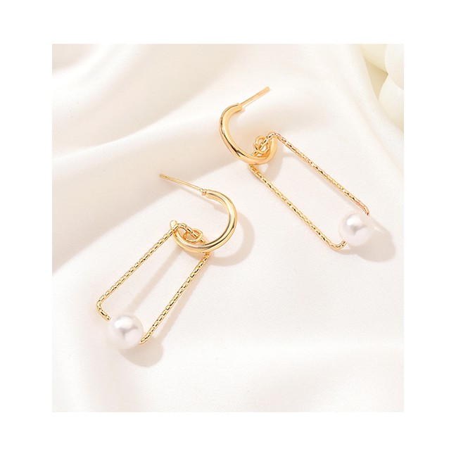 LRC Anting Tusuk Fashion Kc Gold Pearl Geometric Hollow P85848