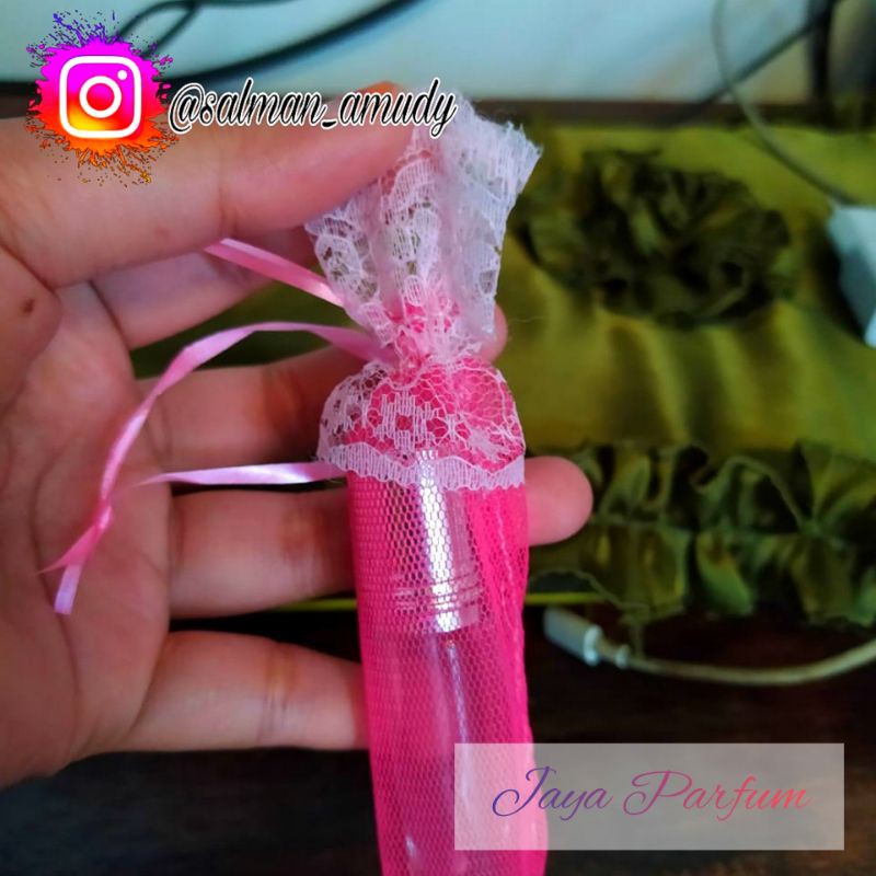 

Souvenir pernikahan beraneka Aroma + stiker Nama Dua Mempelai