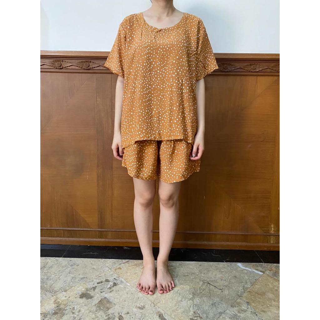 Daily Set / Pajamas Set / Piyama Set  - Tangan Pendek , Celana Pendek (SU)-Polkadot Bata
