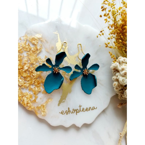 A57 Anting hijab bunga warna